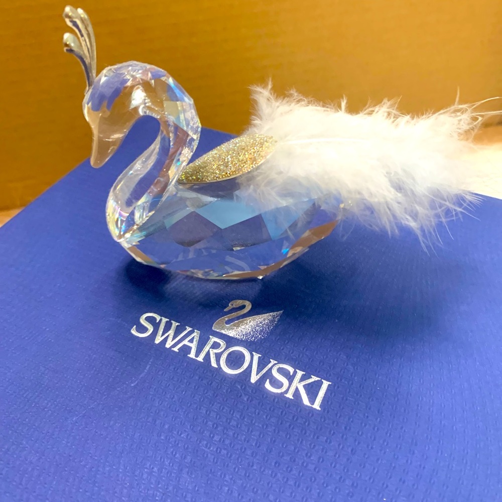 Swarovski crystal authentic, swan, animal, crystal, white feather